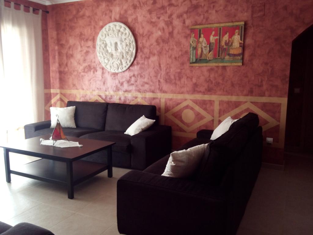 la casa del hispano 2